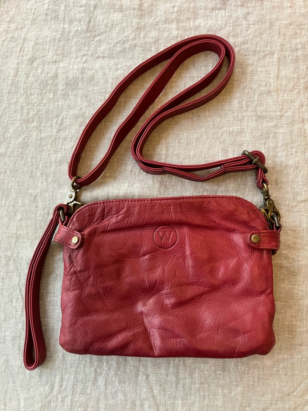 Wanderers Travel Co The Venetian Passport Bag in Burgundy Full-Grain Leather